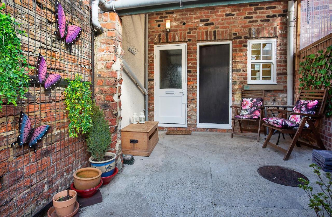 Courtyard Apartment York Kültér fotó